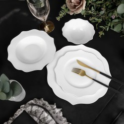 Customizable Logo Italian French Style Petal Plate for Wedding Premium Hotel Bone China Scallop Flower Charger Plates