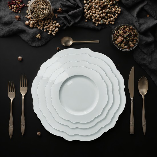Customizable Logo White Scalloped Dinner Plates Fine Bone China Daisy Wedding Plates Flower Shaped Charger Plate